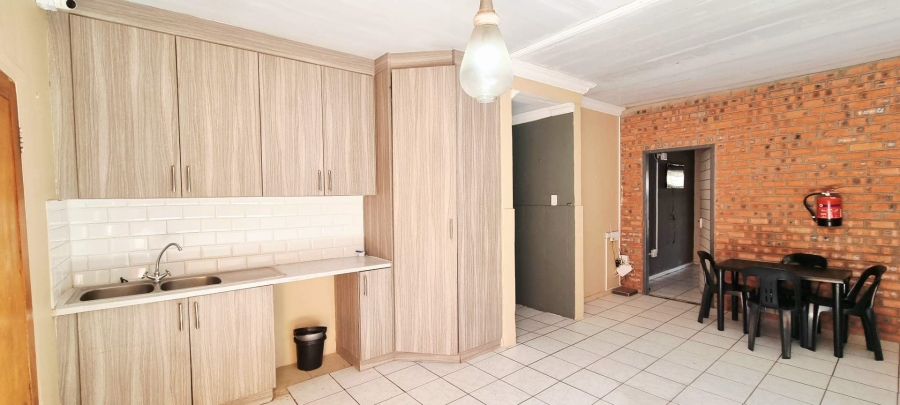 4 Bedroom Property for Sale in Wilgehof Free State